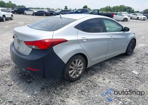 2014 Hyundai Elantra Se z USA, uszkodzony, nr VIN 5NPDH4AE3EH517685